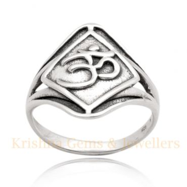 
Sterling Silver Marquise Shape Om Ring
